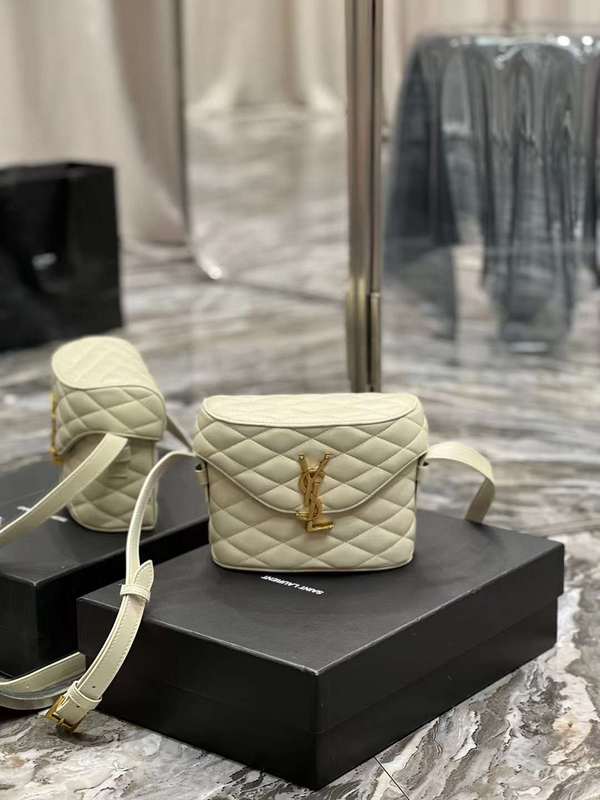 Yves Saint Laurent - Bags - The Wells Bags  515