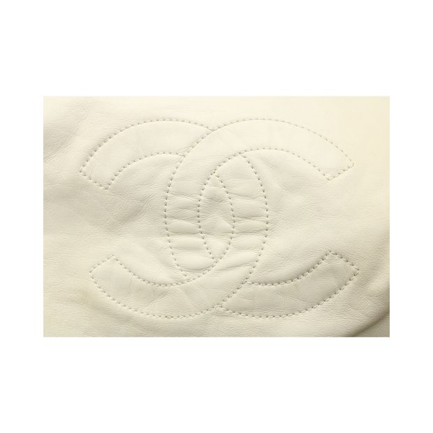 CHANEL Vintage Ivory Leather "Cc" Tote 2008-2009