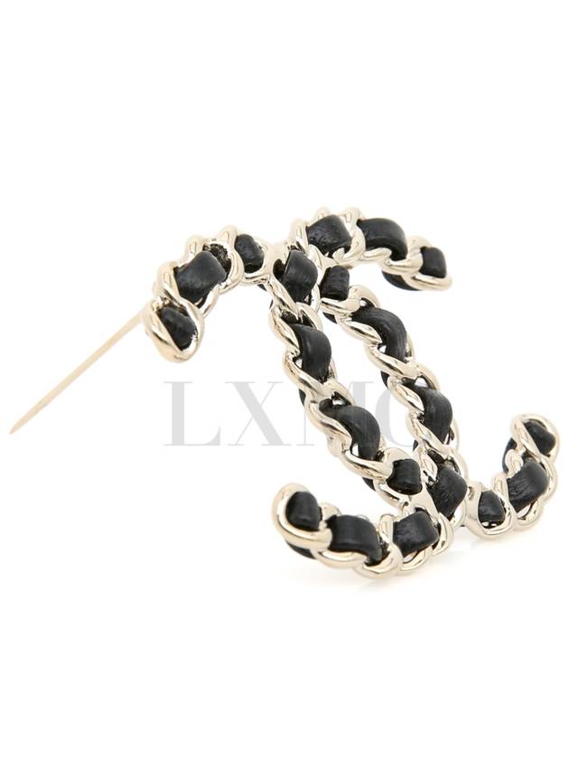 CC chain brooch black gold pendant A96202 Chanel