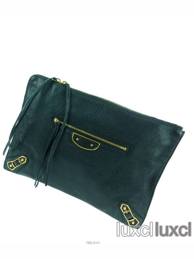 Luxury Balenciaga  Giant Edge Medium Clutch Bag 390186