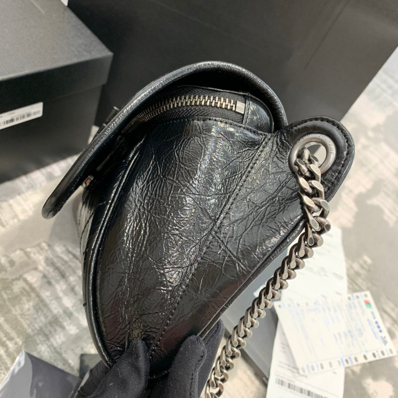Yves Saint Laurent - Bags - The Wells Bags  406
