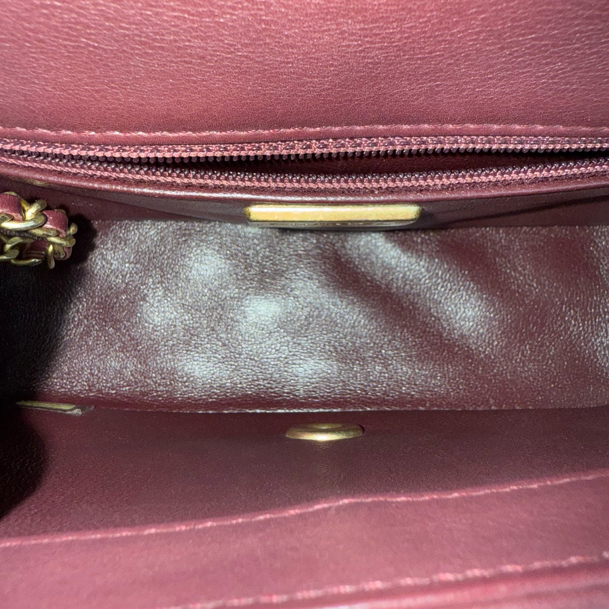 Chanel Rock The Corner Flap Small - 20CM Quilted Calfskin Burgundy Gold Hardware Series 24