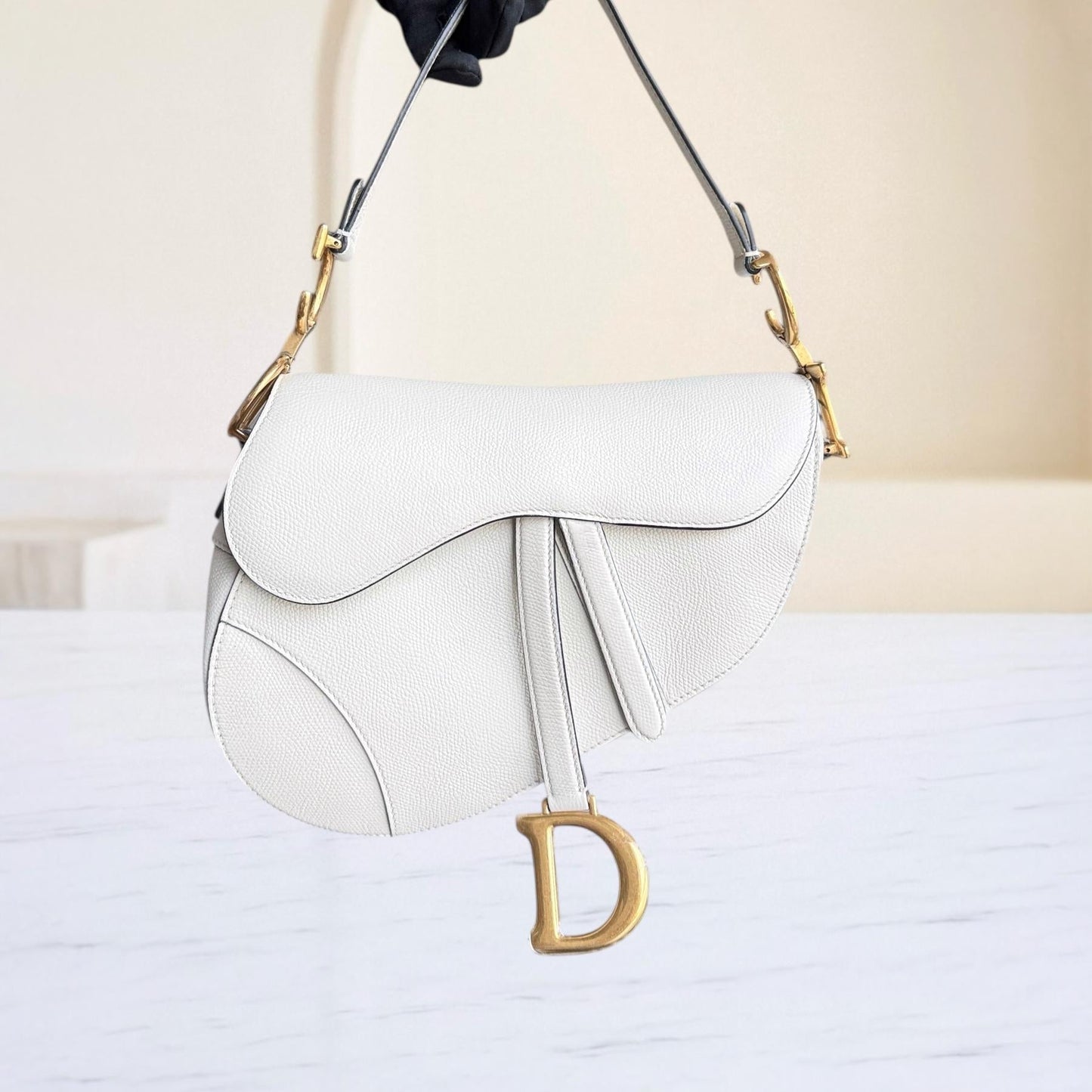 Dior Saddle Medium - Grained Calfskin White Gold Hardware