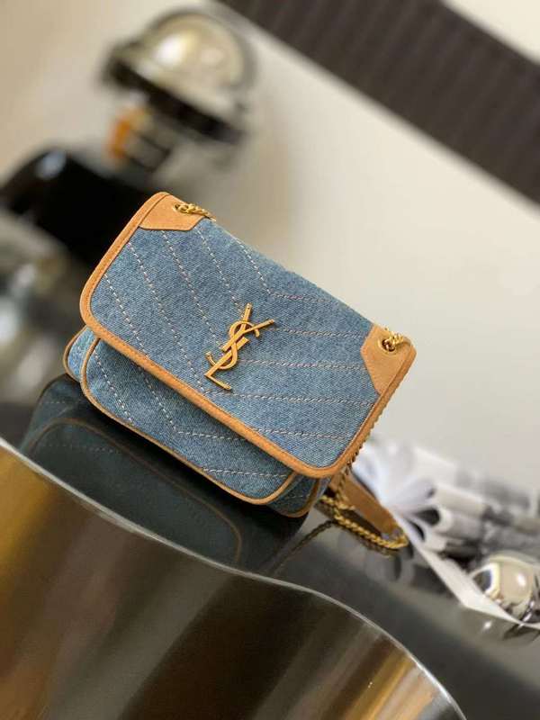 Yves Saint Laurent - Bags - The Wells Bags  400