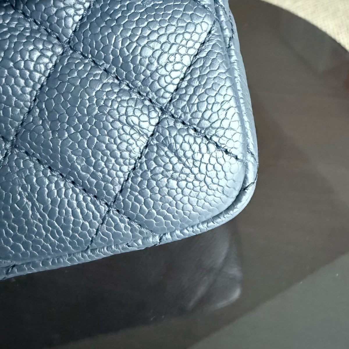 Chanel Seasonal Two-tone Flap - Caviar 27CM Quilted Grained Calfskin Blue Gold Hardware Series 21