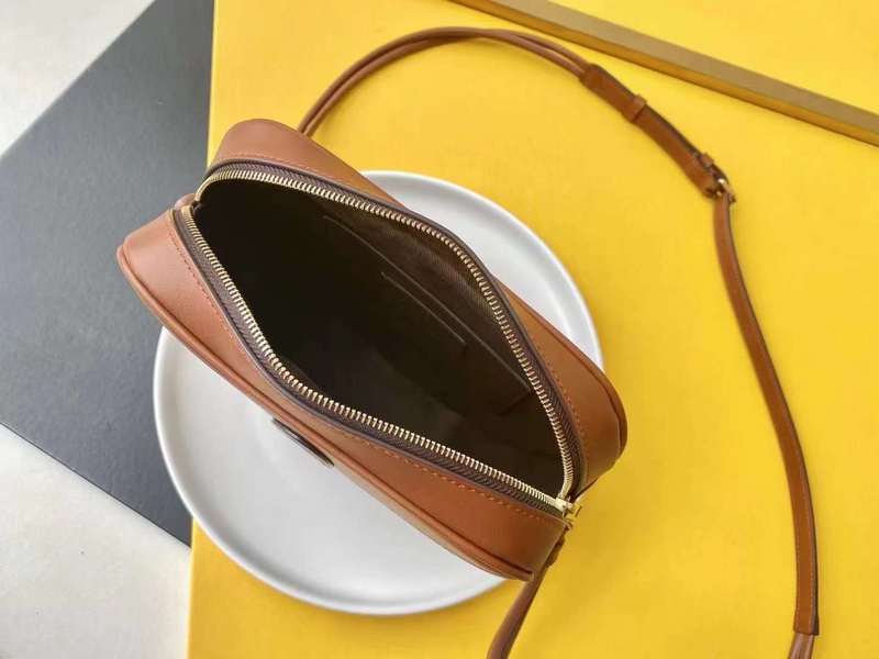 Yves Saint Laurent - Bags - The Wells Bags  178