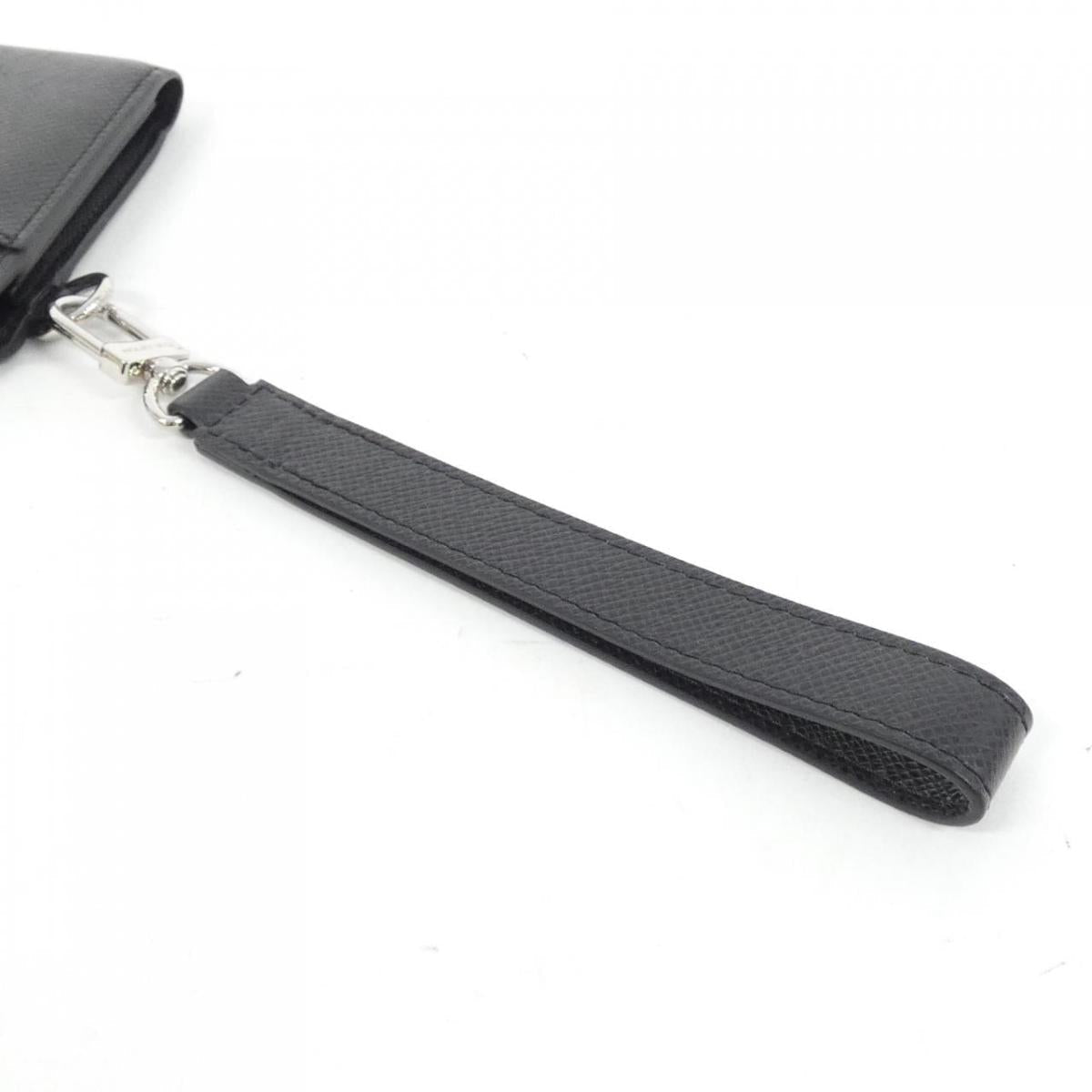 Louis Vuitton Taiga Zippy Dragon M69409 Wallet