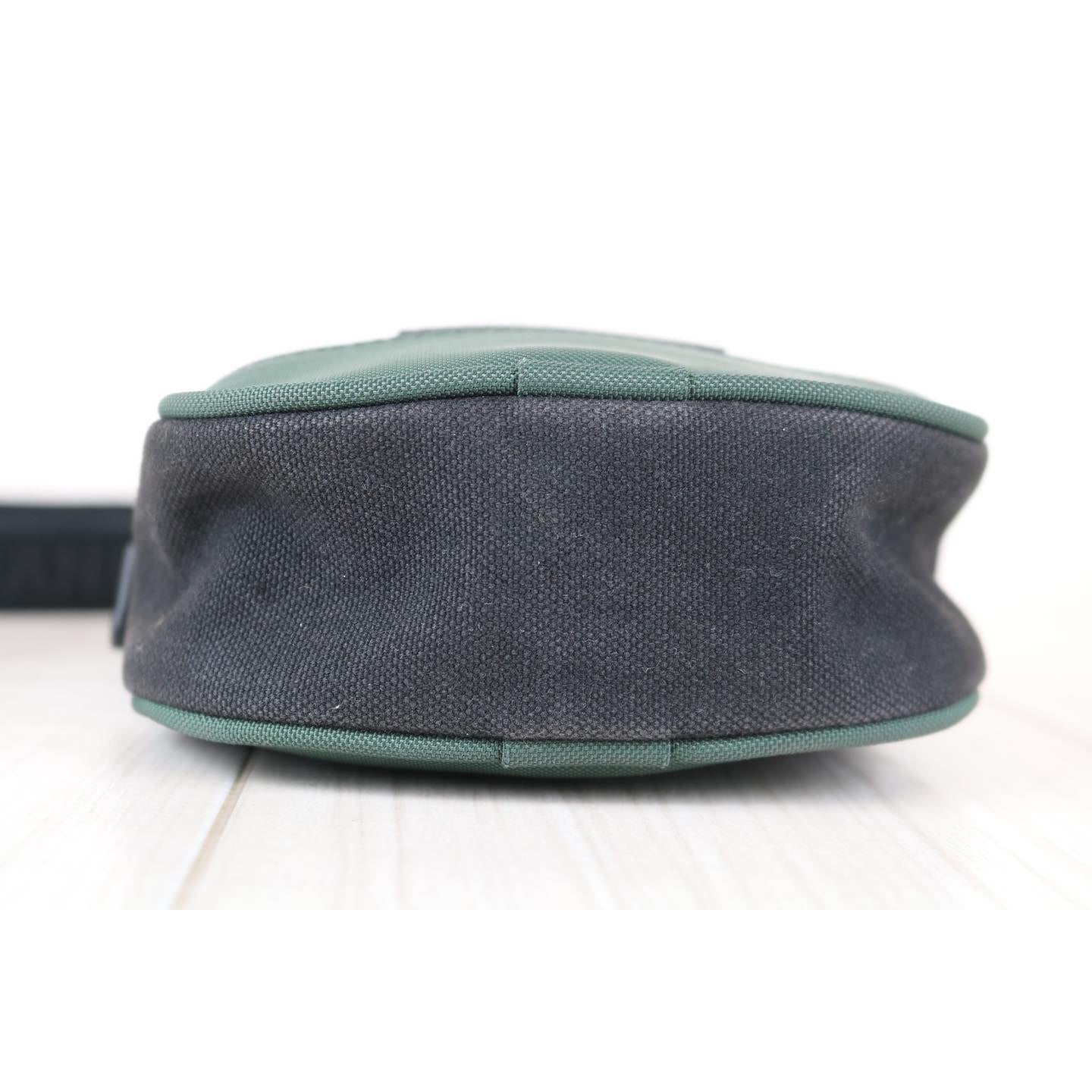 Rank A ｜ CHANEL Shoulder Bag ｜ 080108