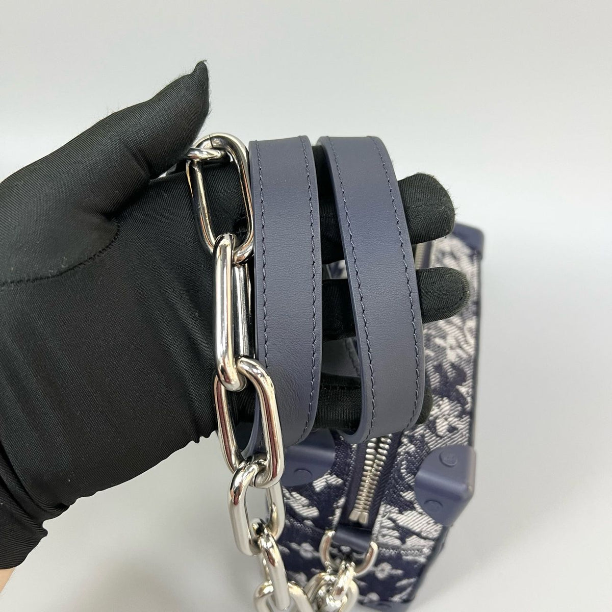 Preloved Louis Vuitton Soft Trunk 18.5*12.9*7.8cm Dark blue XJ10962