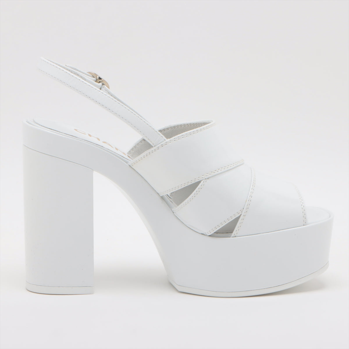 Chanel Coco 23AW Patent Leather Sandal 35C  White G45016 Crample