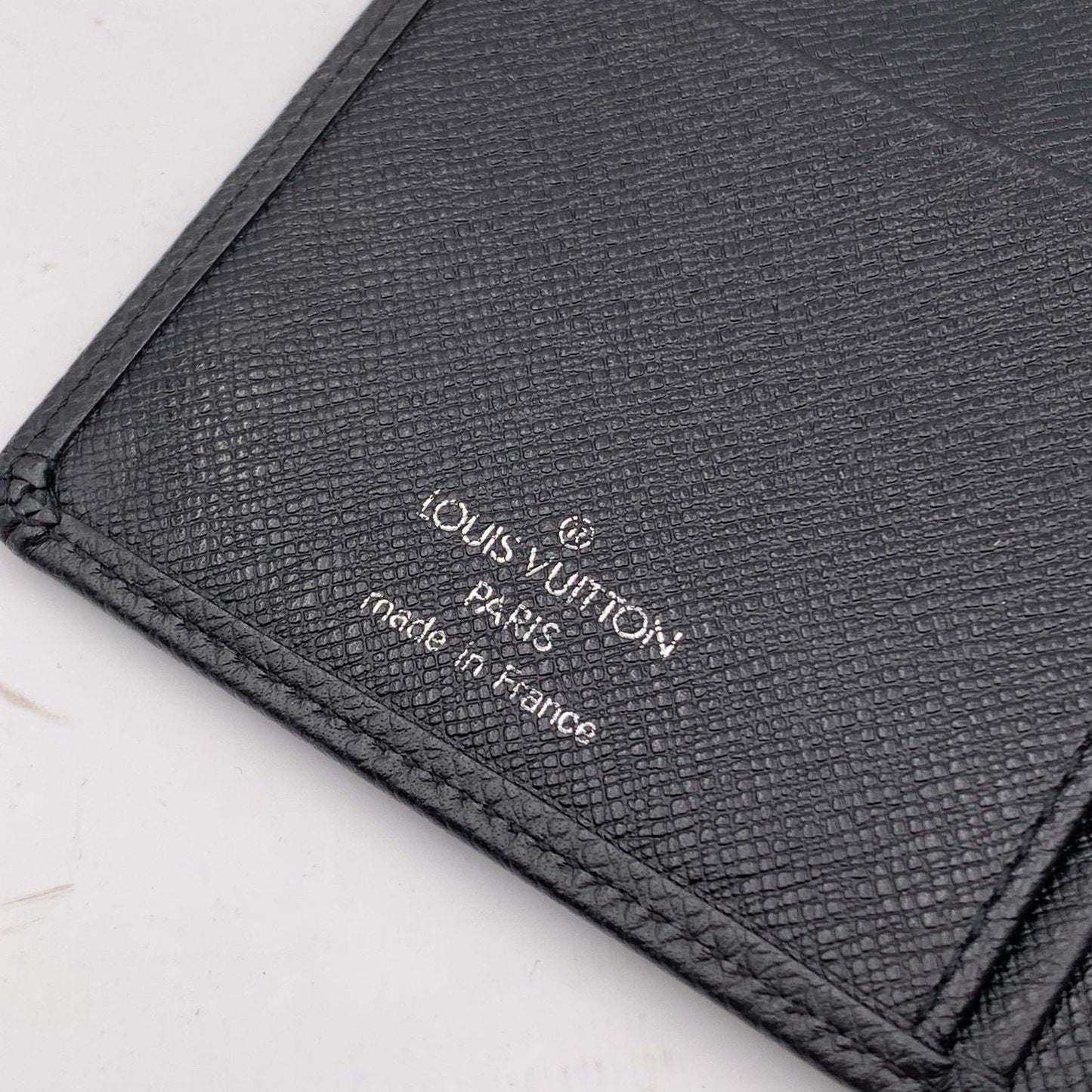 LOUIS VUITTON Vintage Black Taiga Porte Chequier Checkbook Wallet