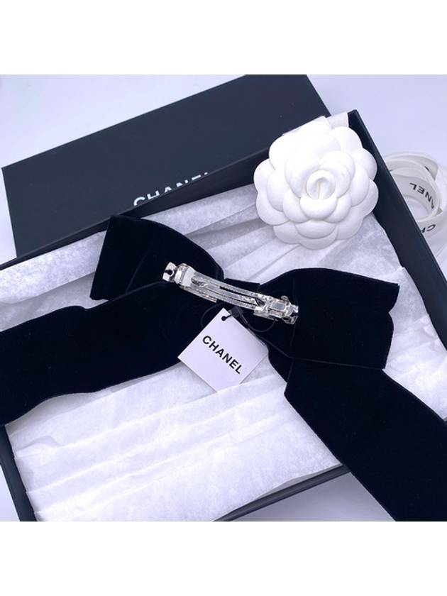 CC Logo Ribbon Bow Velvet Hairpin Black Chanel