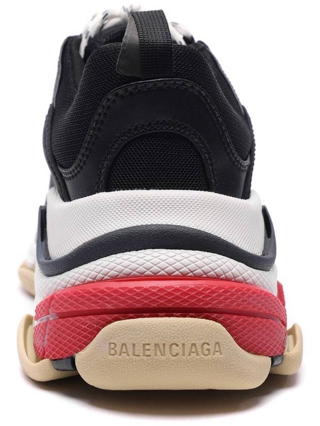Luxury Balenciaga  Triple S Low Top Sneakers Black