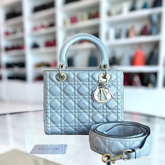 *Flap Version* Lady Medium Cannage Metallic Aged Calfskin Silver Golden Hardware