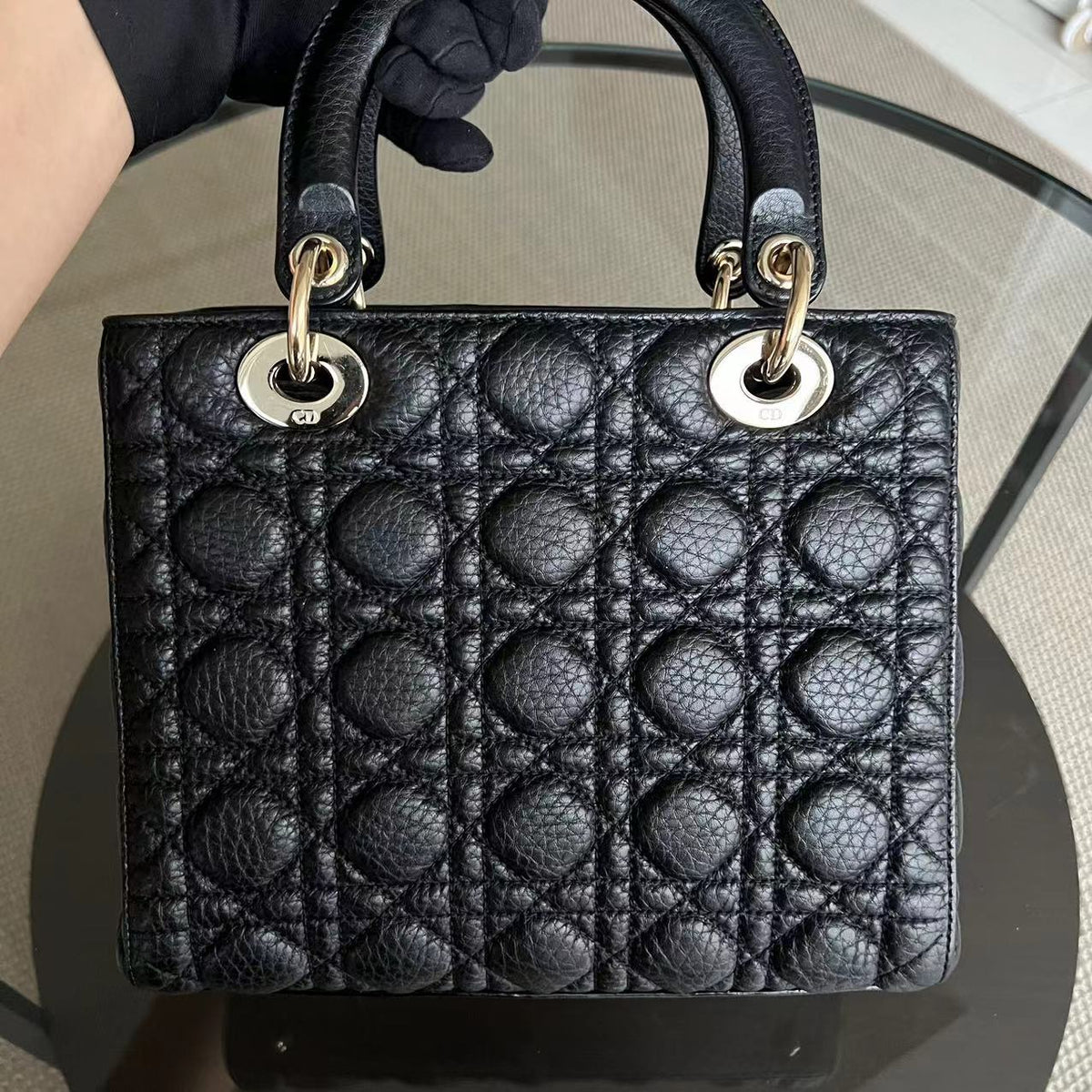 *Flap Version* Lady Medium Flap Cannage Grained Calfskin  Black GHW