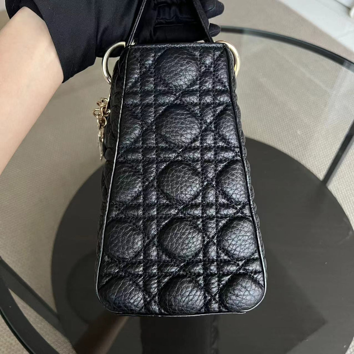 *Flap Version* Lady Medium Flap Cannage Grained Calfskin  Black GHW