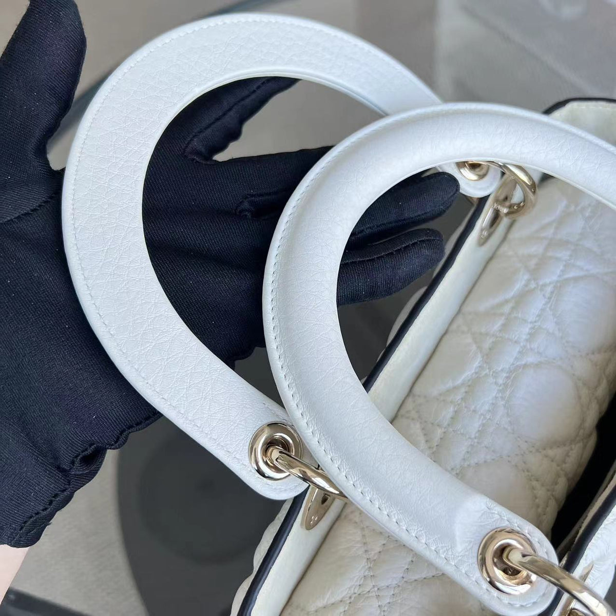 *Flap Version, Grained Calfskin, No Strap* Lady Medium White Cannage Grained Calfskin White GHW