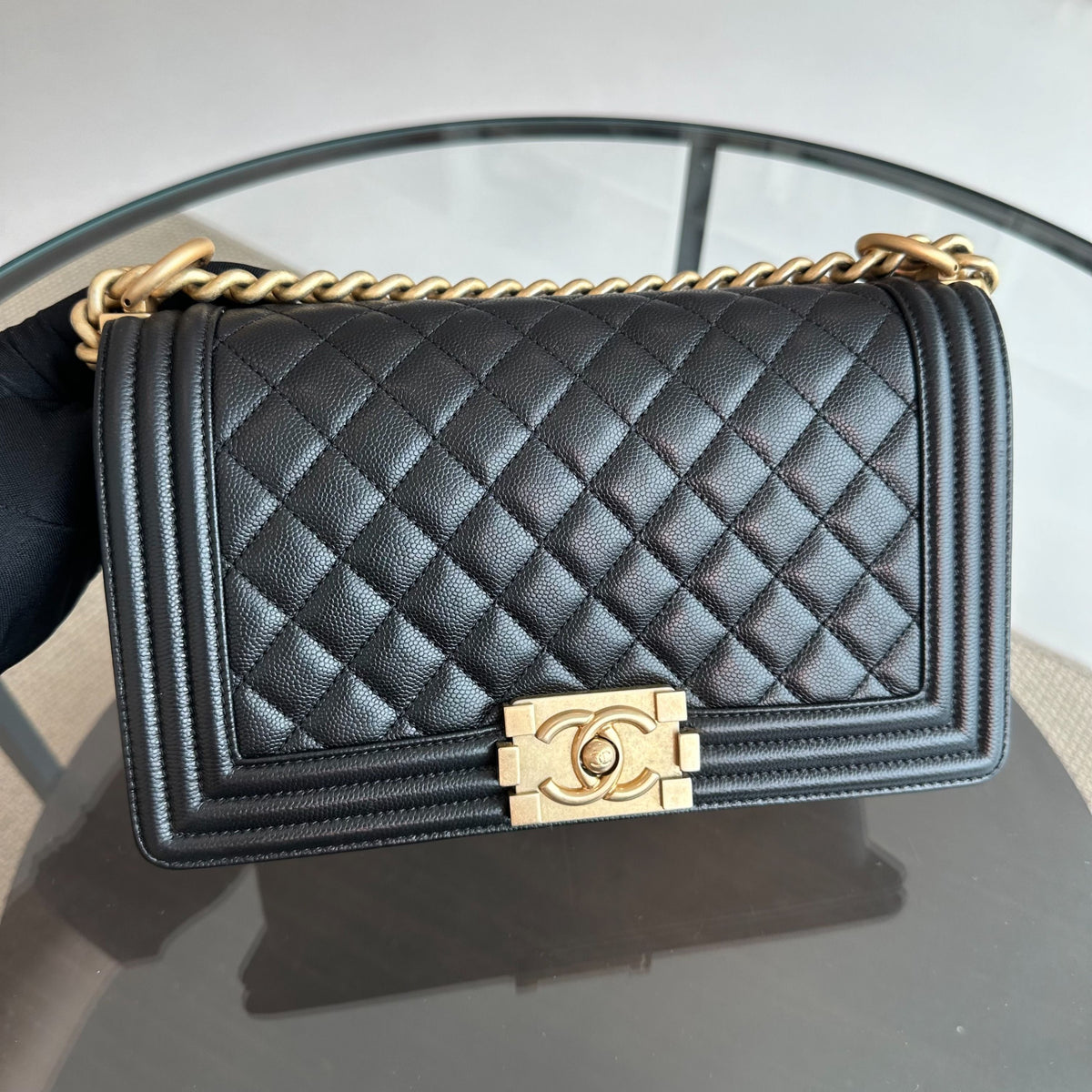 *Full Set, Caviar, Like New, Receipt* Boy Caviar Old Medium 25cm Quilted Leboy Black GHW No 25