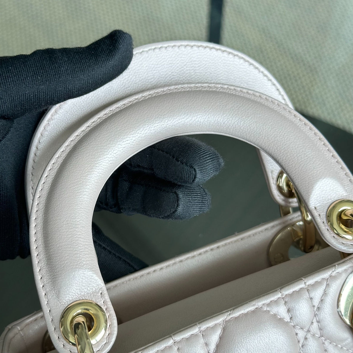 *Full Set, Receipt, Chain Strap* Lady Mini Cannage Lambskin Iridescent Pink GHW
