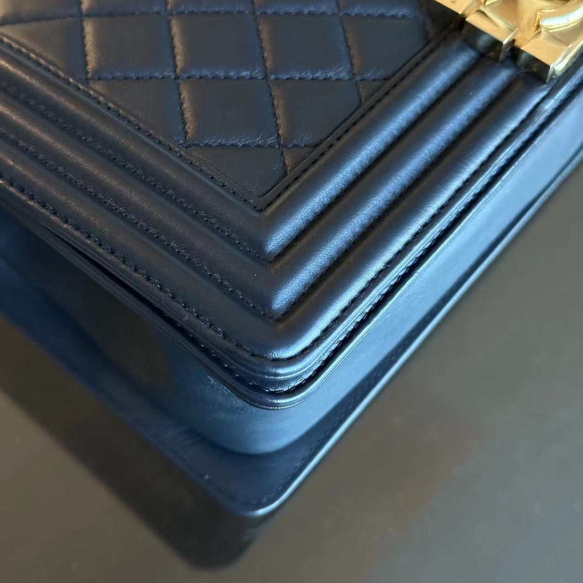 *Full Set Receipt* Boy Old Medium Quilted Calfskin Leboy 25CM Dark Blue GHW No 25