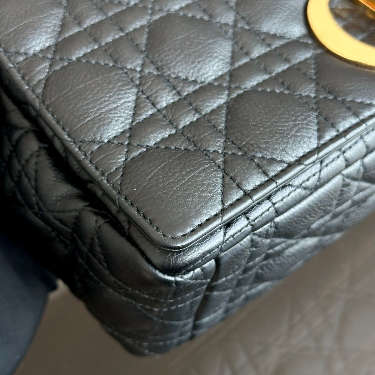 *Full Set, Receipt* Caro Large Cannage Calfskin Black GHW