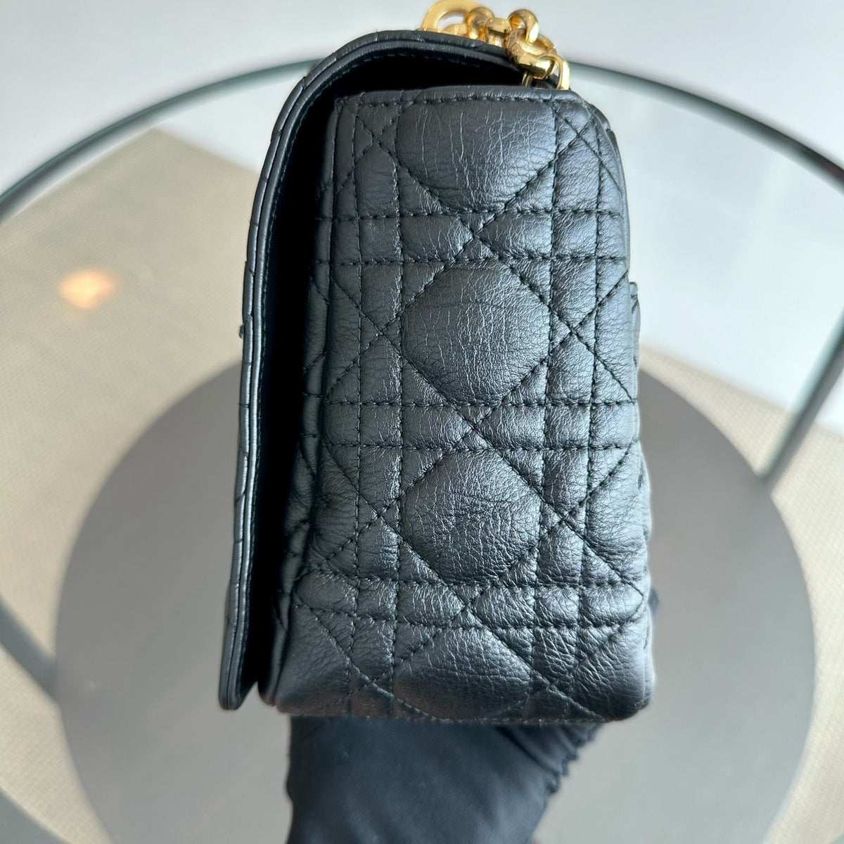 *Full Set, Receipt* Caro Large Cannage Calfskin Black GHW