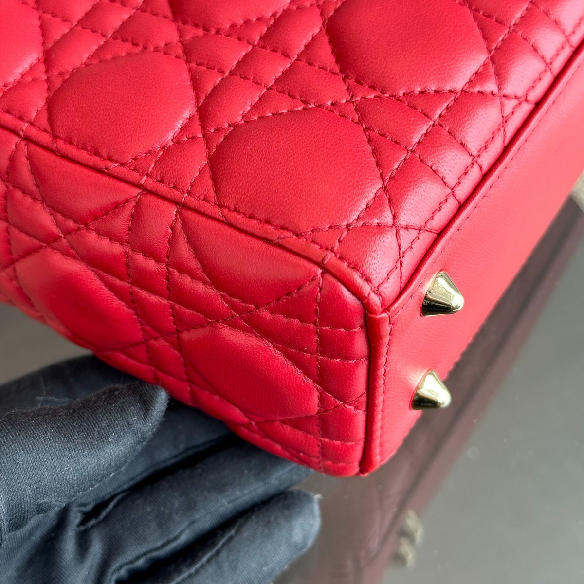 *Full Set, Receipt* Lady Small Lambskin Cannage Charm ABC Red GHW