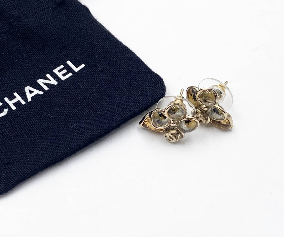 Top Quality Chanel Gold CC Flower Dangle Piercing Earrings