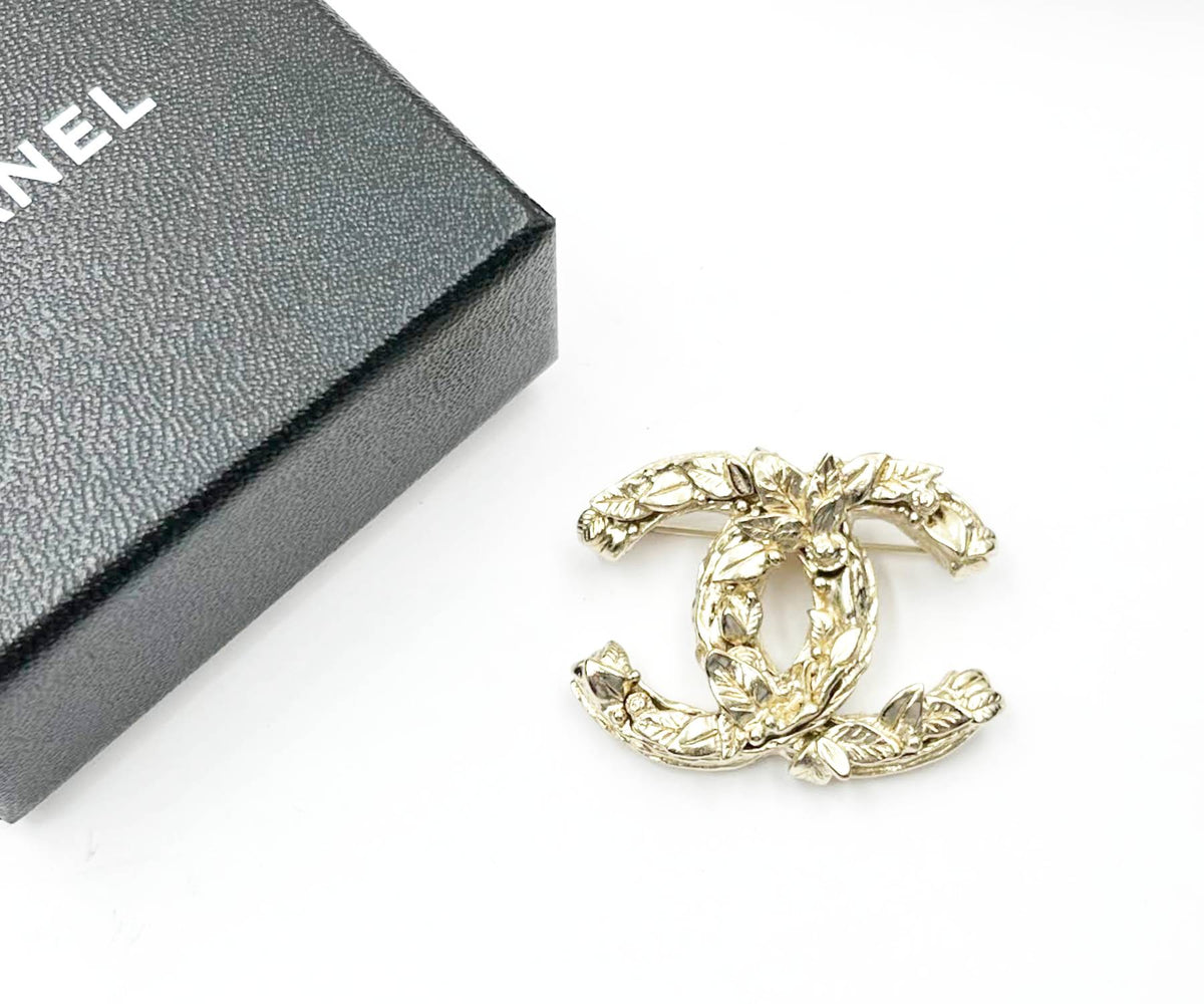 Top Quality Chanel Gold CC Golden Leaves Brooch