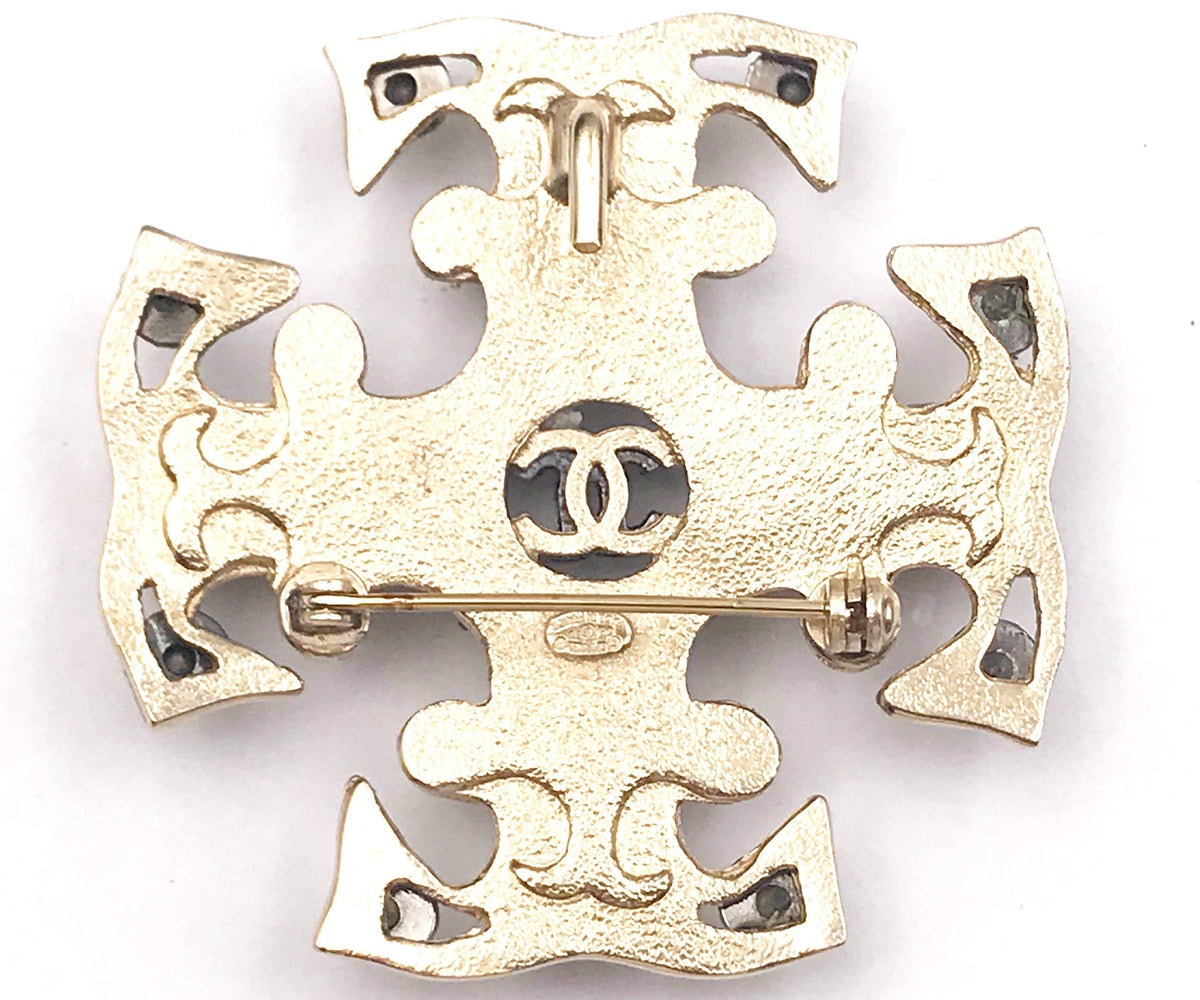 Top Quality Chanel Gold CC Peach Orange Mustard Silver Crystal Gothic Cross Brooch Pendant