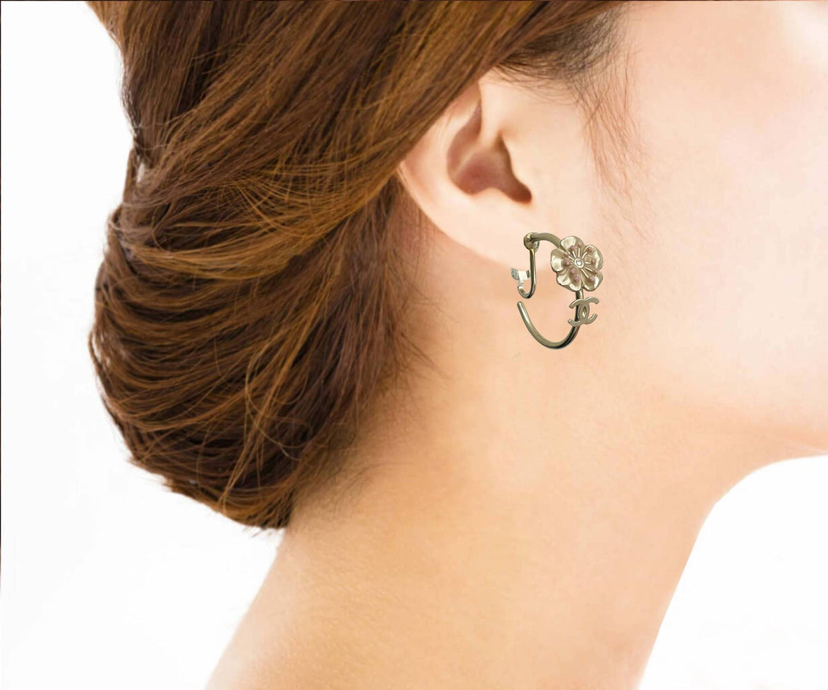 Top Quality Chanel Gold CC Pink Flower Hoop Clip on Earrings