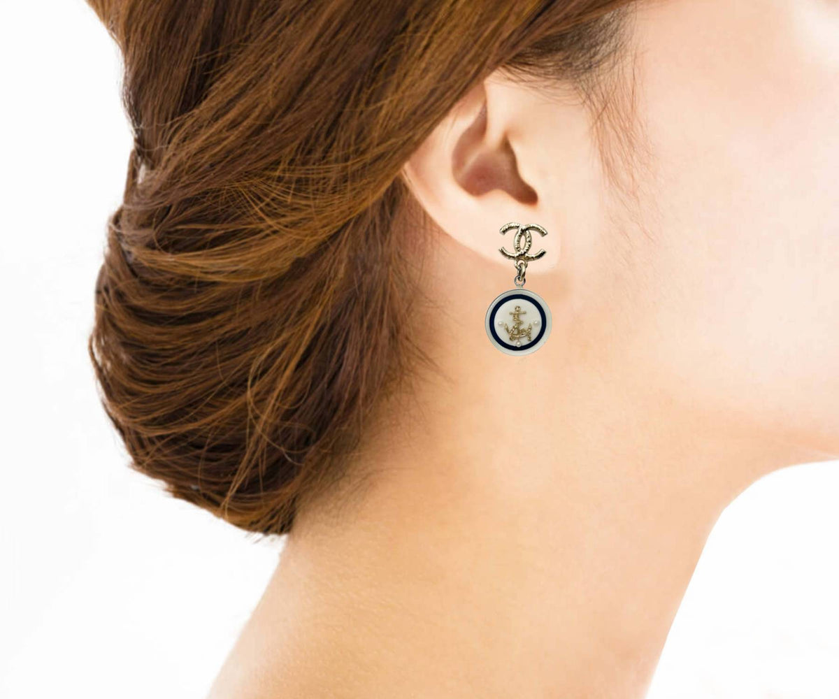 Top Quality Chanel Gold CC Sailing Dangle Piercing Earrings
