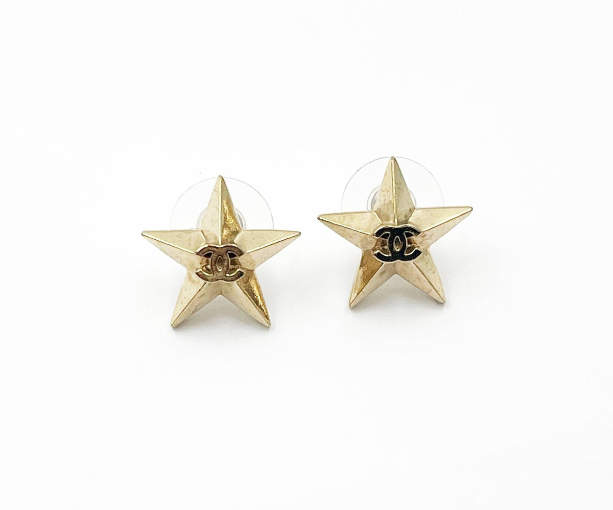Top Quality Chanel Gold CC Star Piercing Earrings