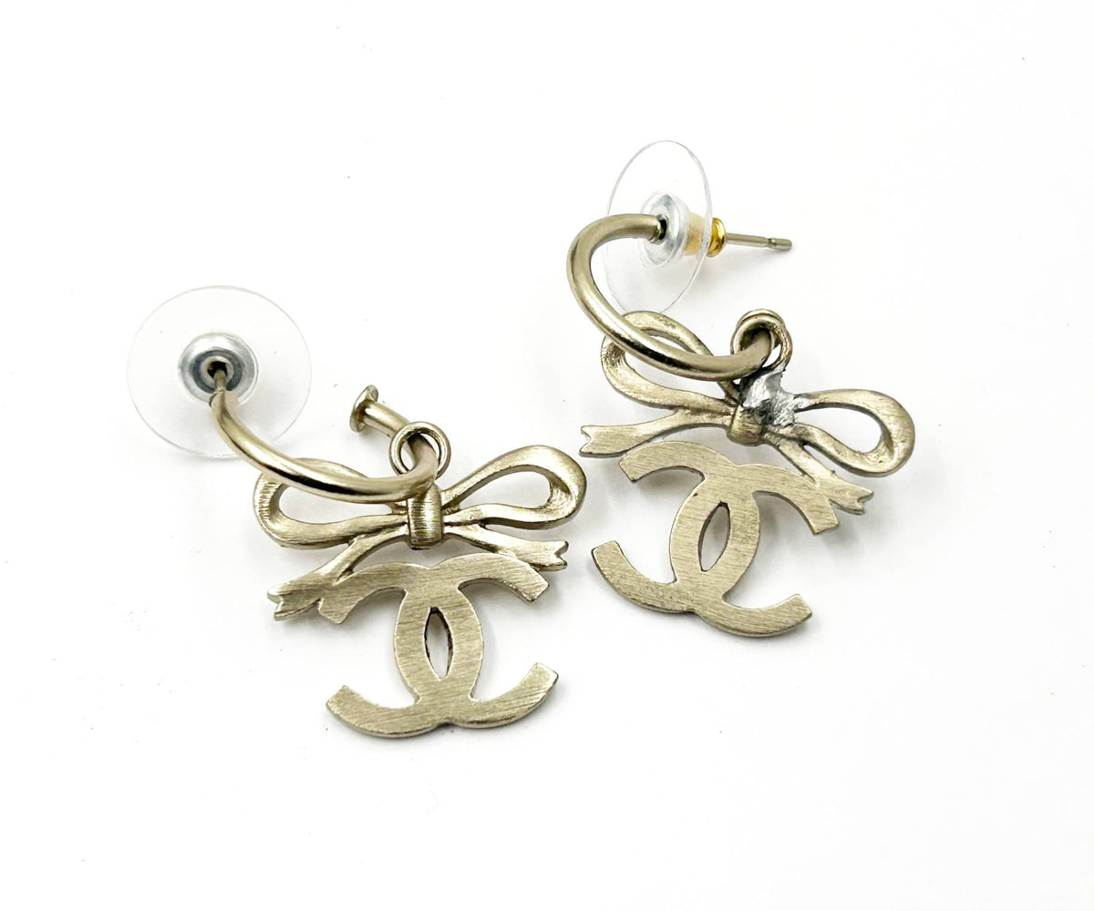 Top Quality Chanel Lt Gold Ribbon Bow CC Hoop Earrings