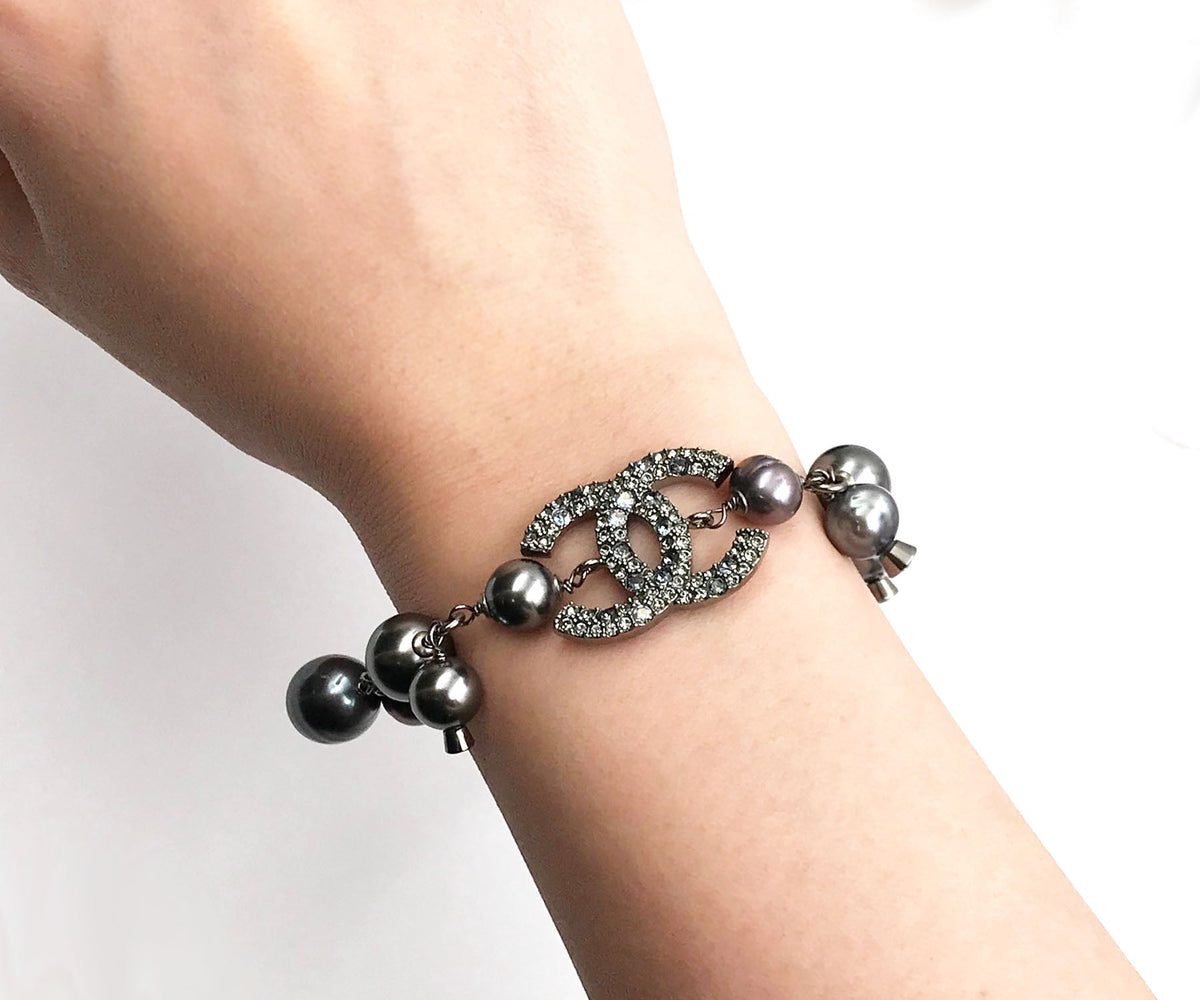 Top Quality Chanel Grey CC Crystal Fresh Water Bracelet