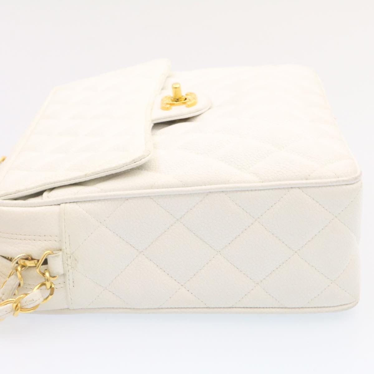 Top Quality Chanel Matelasse Chain Shoulder Bag Caviar Skin Gold White CC Auth am1370gA