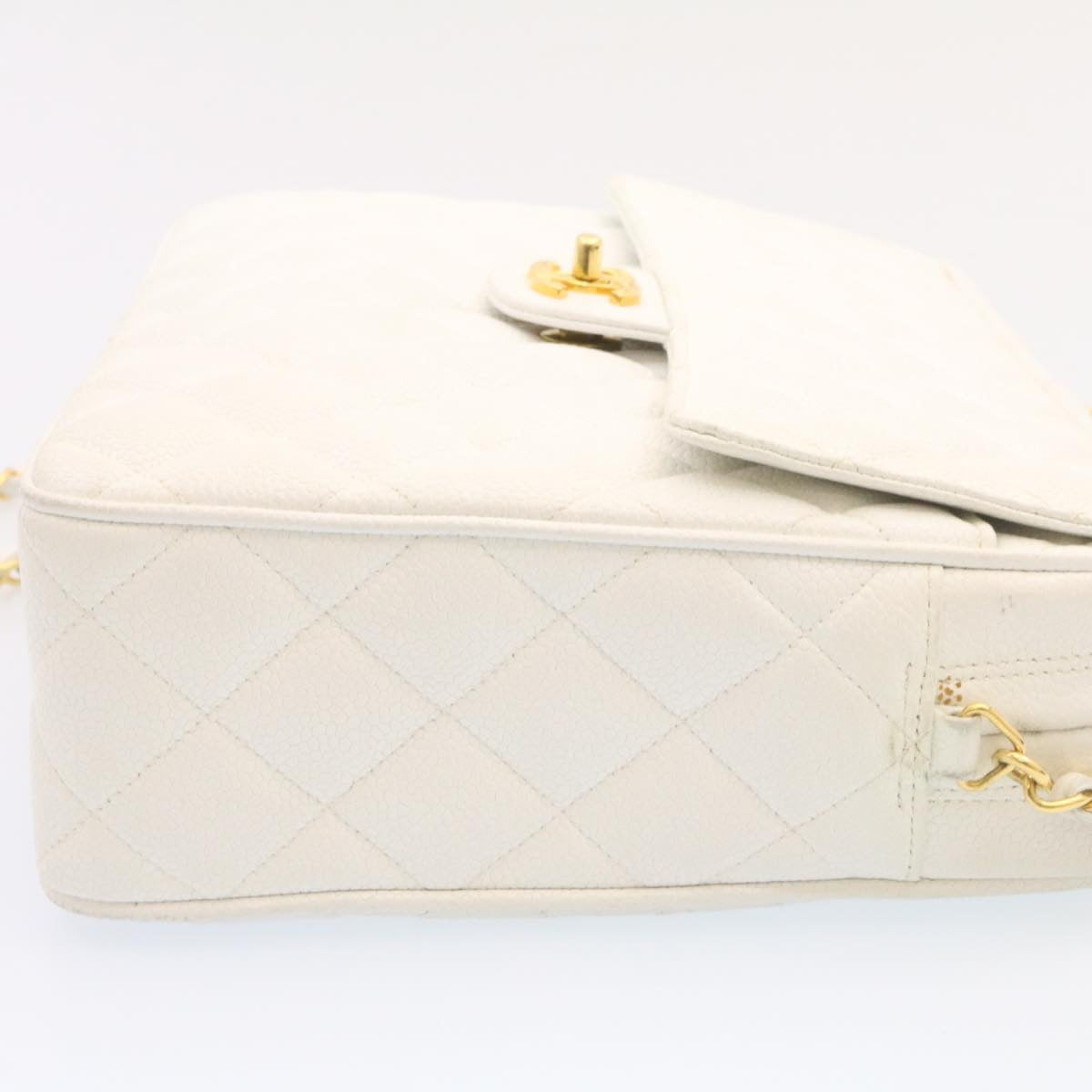 Top Quality Chanel Matelasse Chain Shoulder Bag Caviar Skin Gold White CC Auth am1370gA