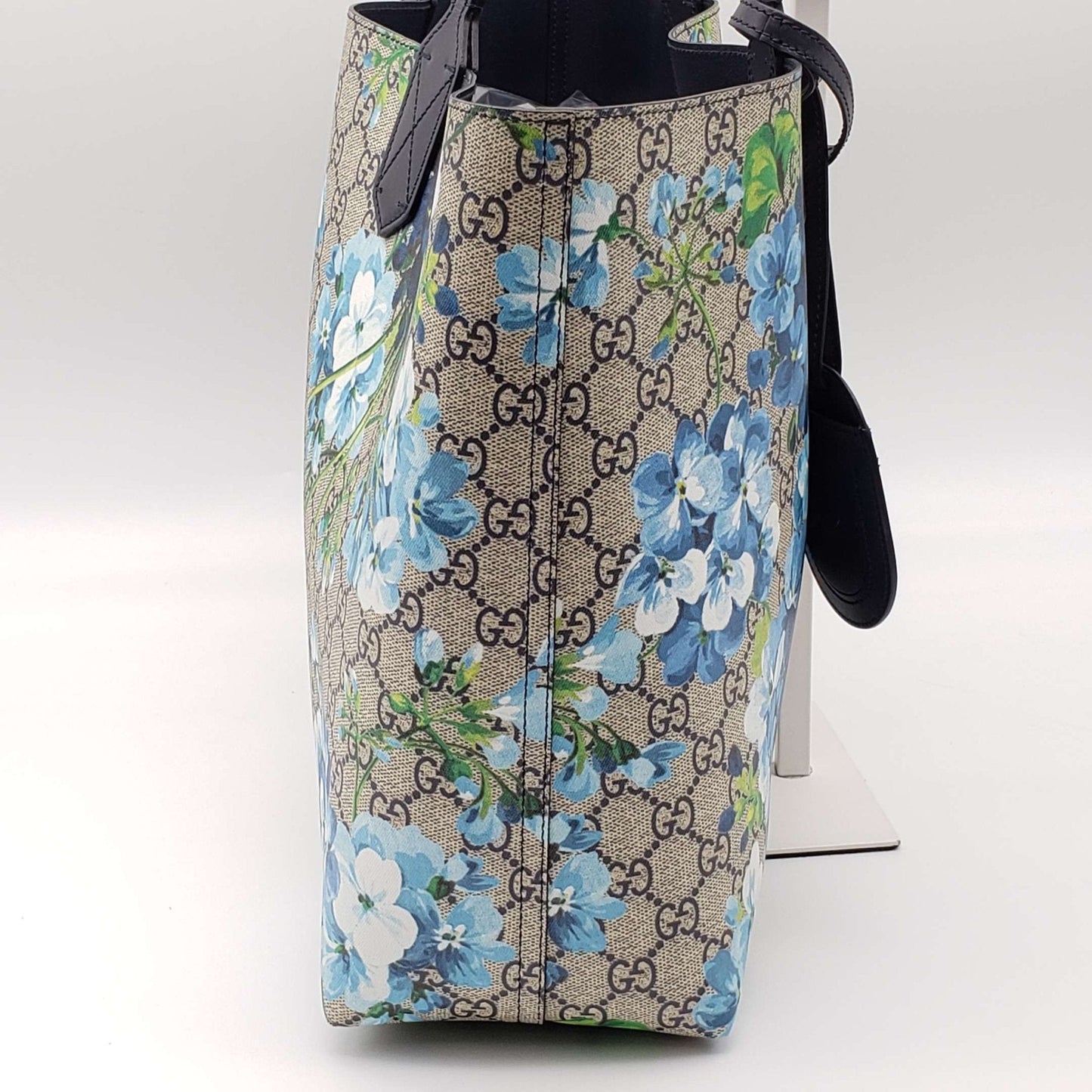Gucci Reversible Bloom Medium Tote Blue Shoulder Bag