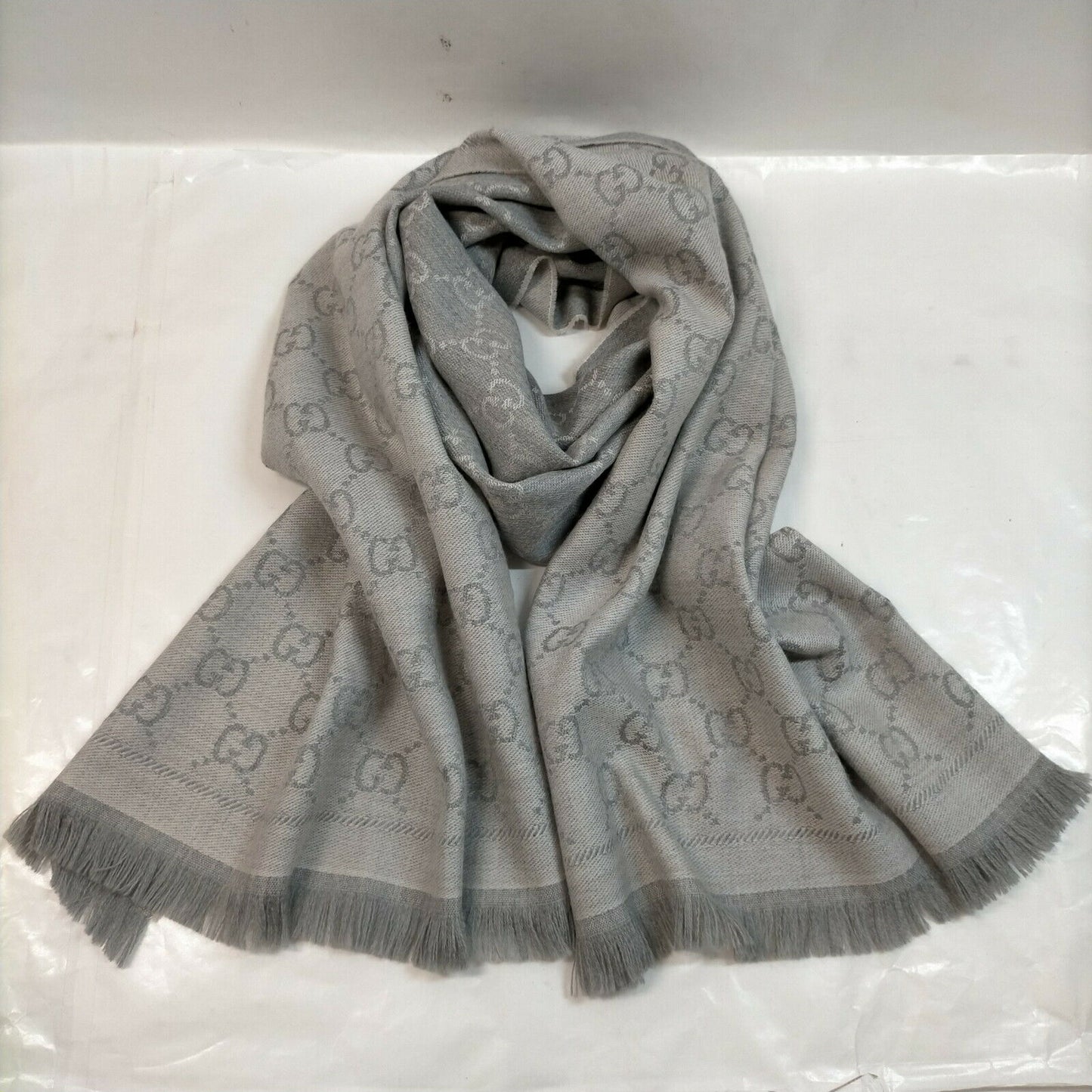 Gucci Scarf Grays Wool