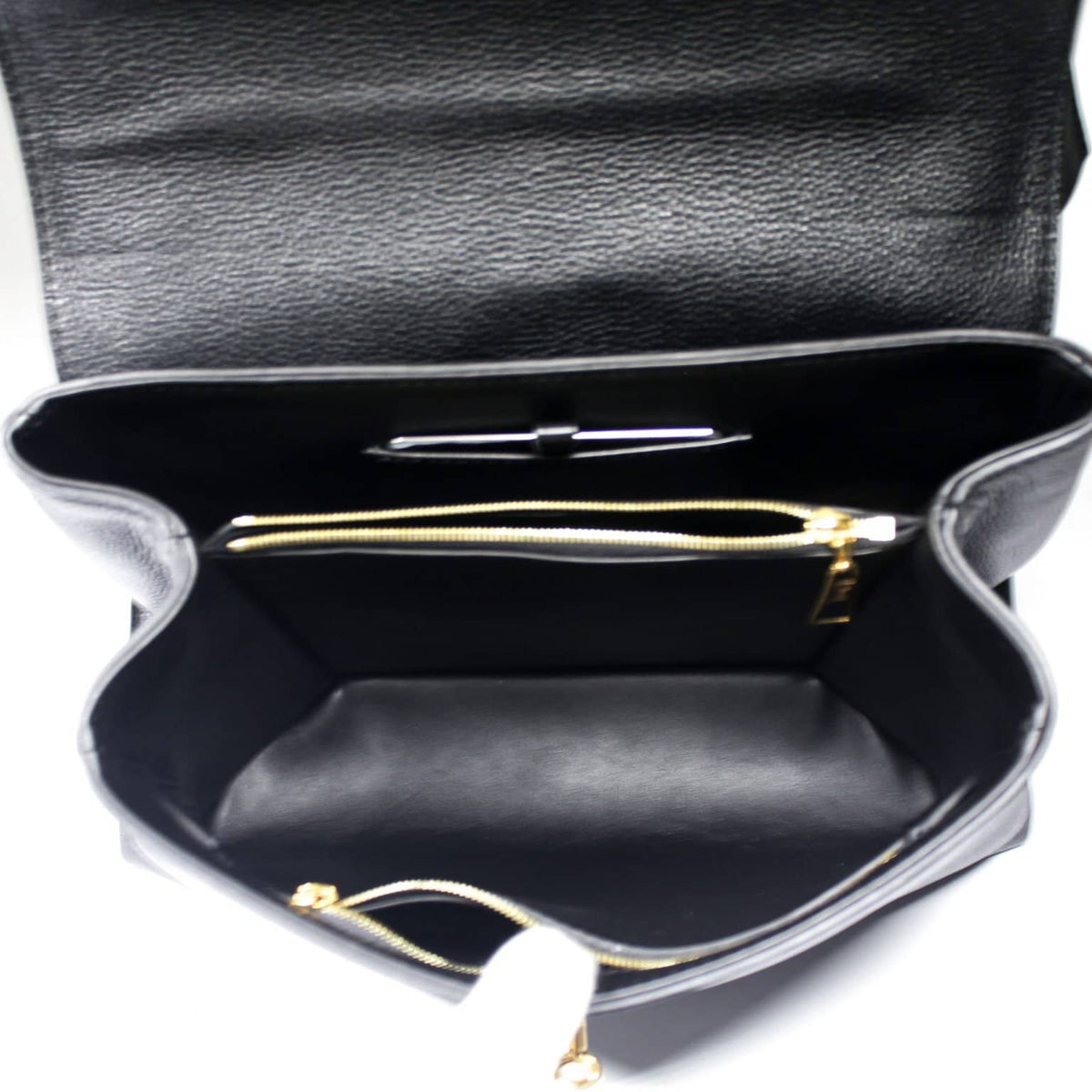 Louis Vuitton Rose of the Ventil Mm Black