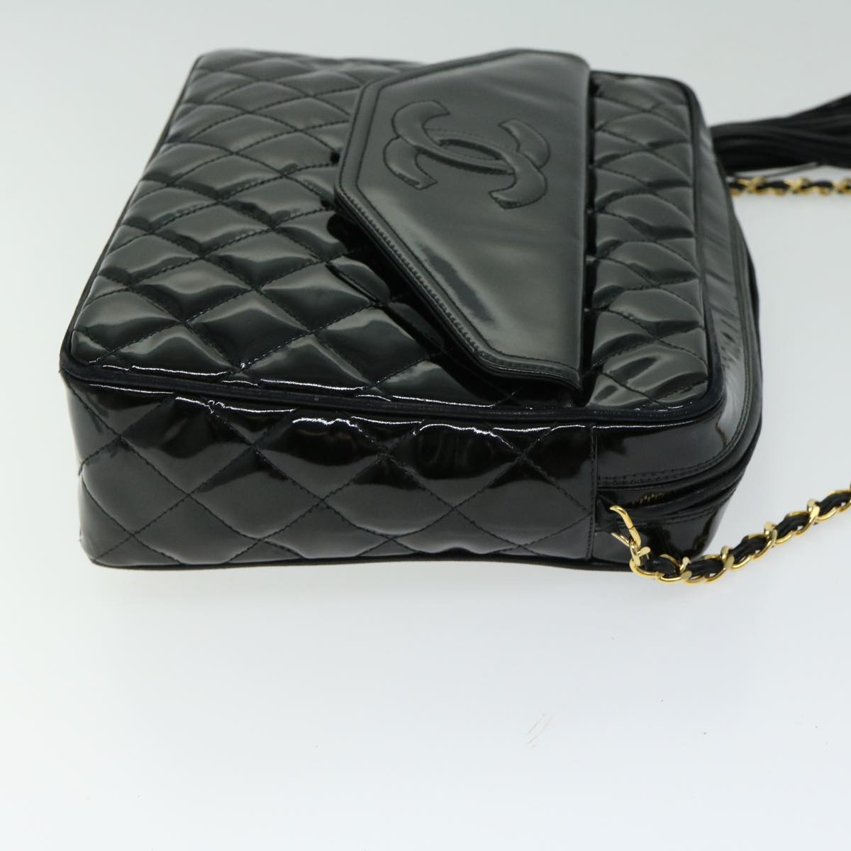 CHANEL Matelasse Chain Shoulder Bag Patent leather Black CC Auth hk1071