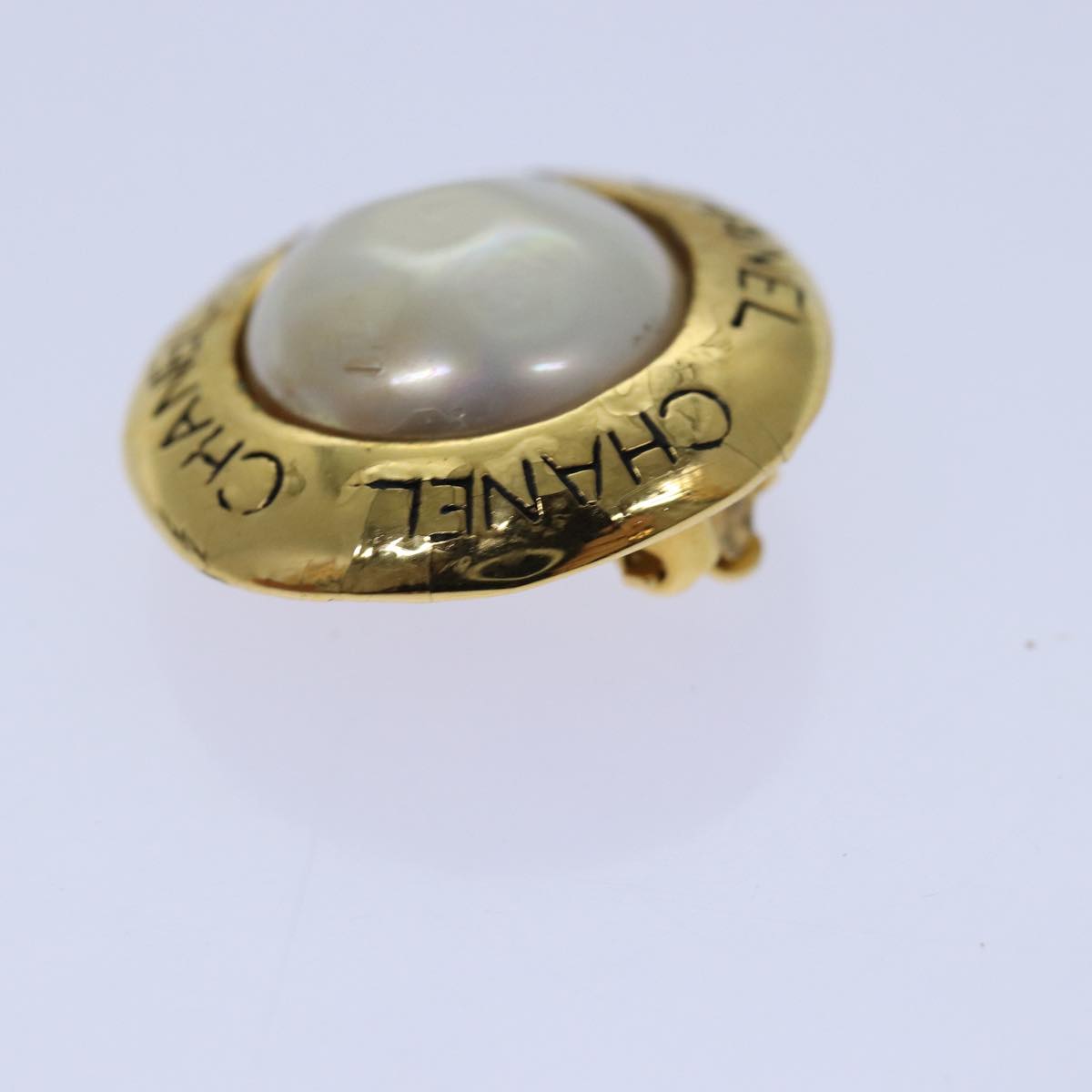 Top Quality Chanel Pearl Earring metal Gold CC Auth hk1468