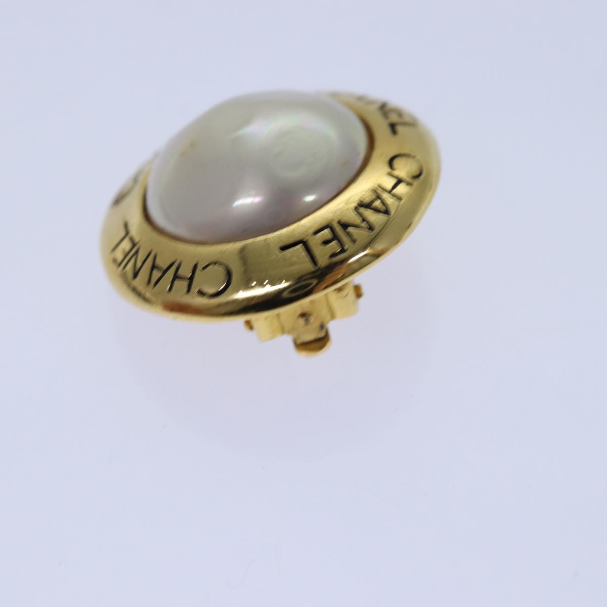 Top Quality Chanel Pearl Earring metal Gold CC Auth hk1468