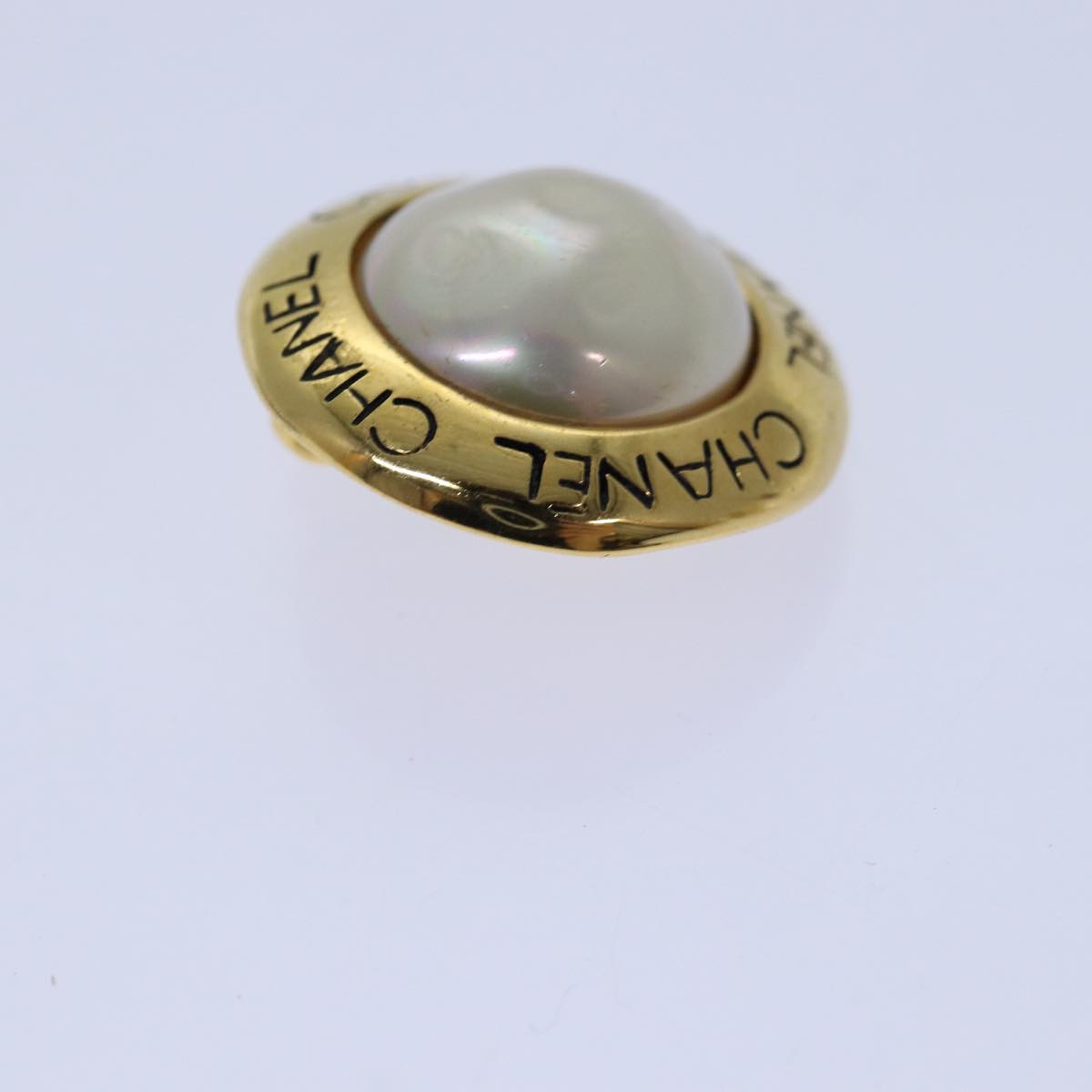 Top Quality Chanel Pearl Earring metal Gold CC Auth hk1468