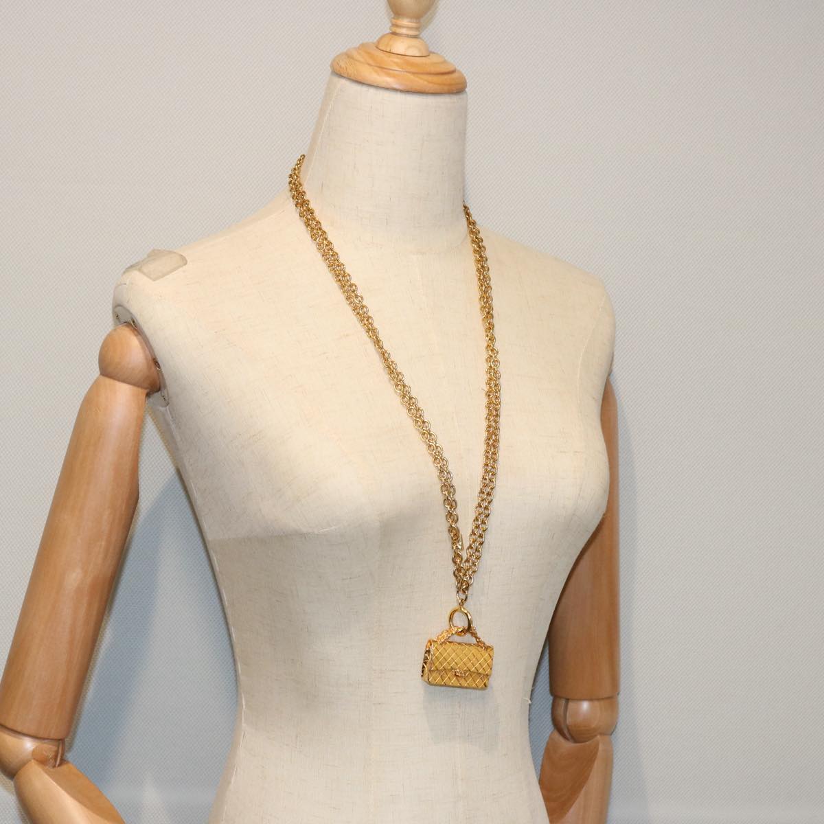 CHANEL Necklace Gold Tone CC Auth hk964
