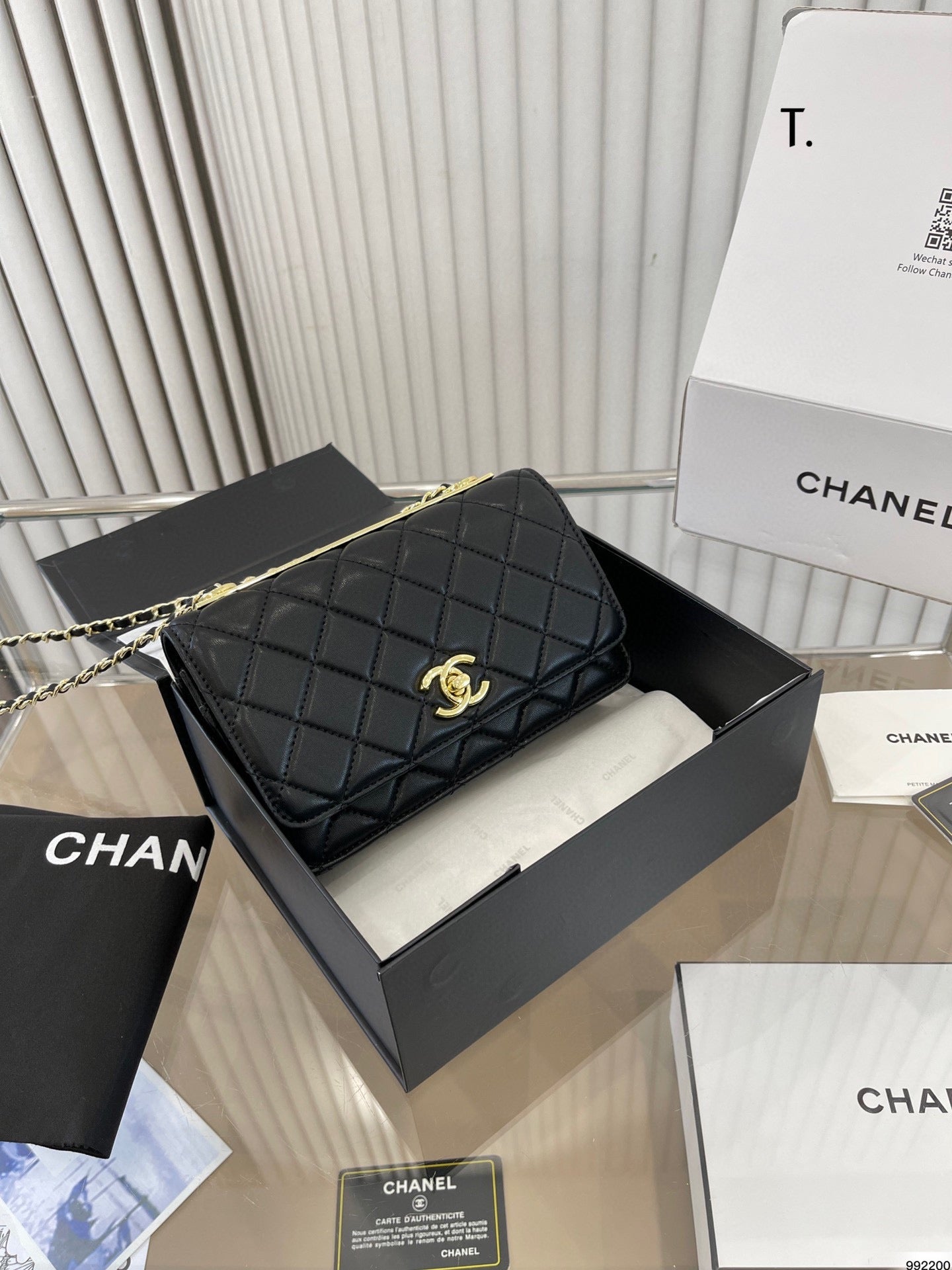 CHANEL Chain Bag Shoulder Bag