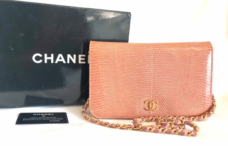 Chanel Vintage milky pink genuine lizard leather 2