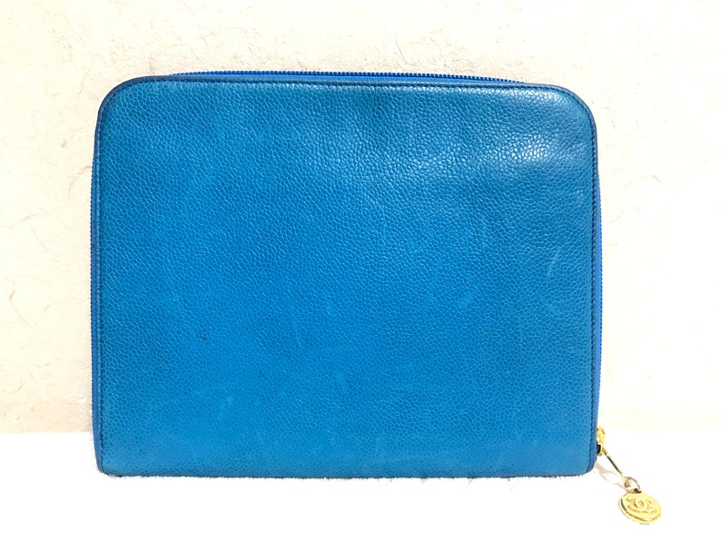Chanel Vintage blue caviar clutch Bag, iPhone case, large wallet, cosmetic case pouch, mini Bag