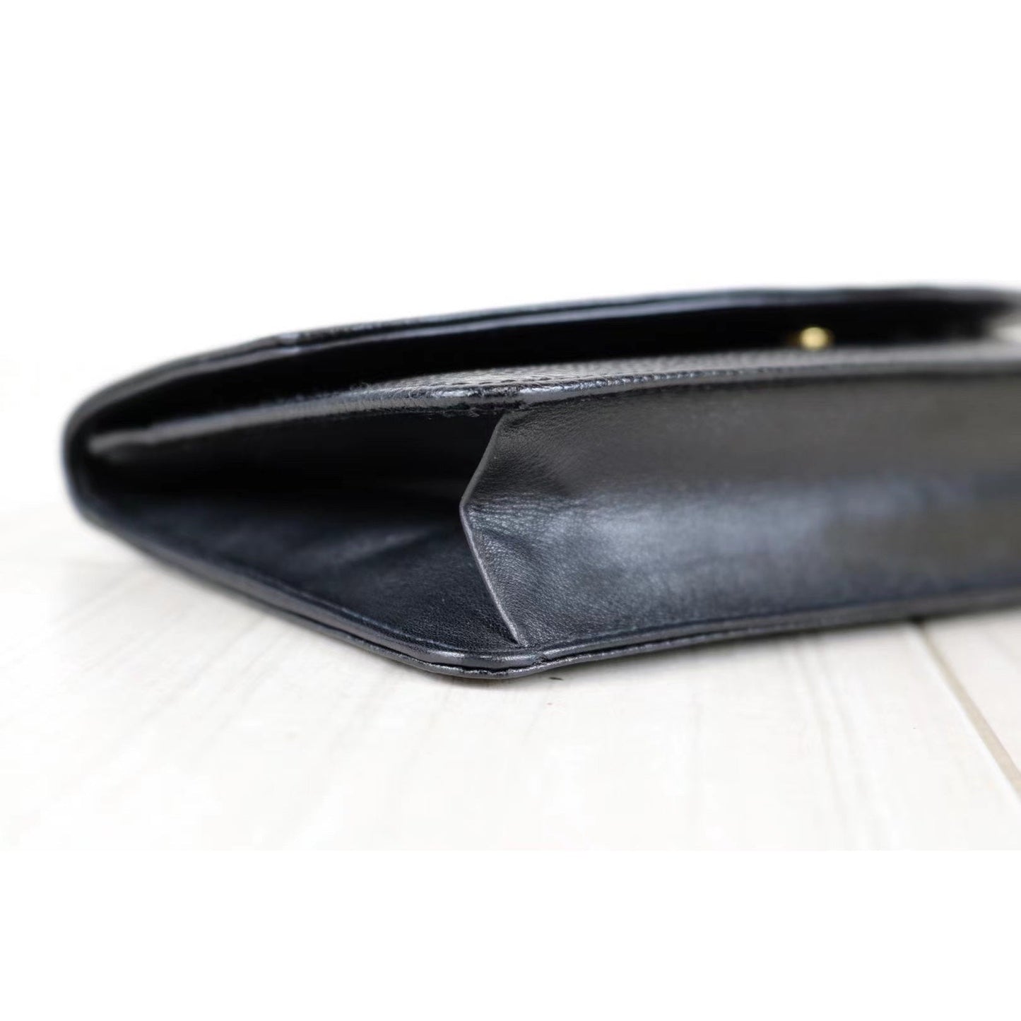 Rank A ｜ CHANEL Caviar Skin Wallet｜032420