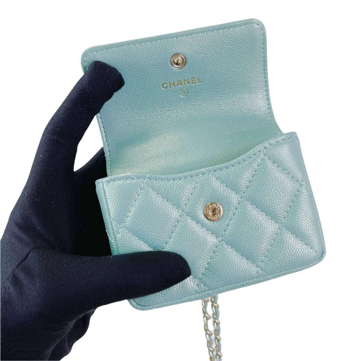 Caviar Quilted Pearl  Holder Caviar Blue GHW